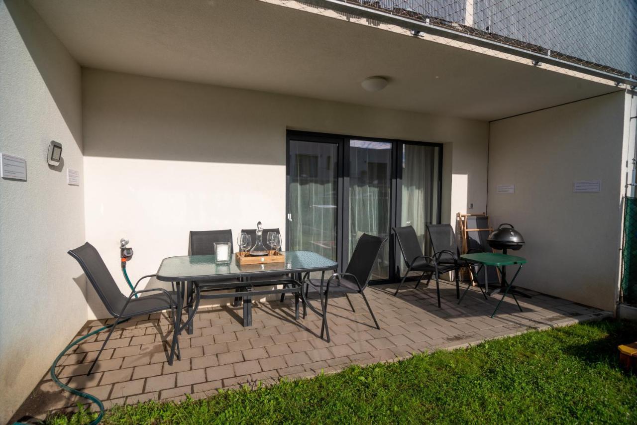 3 Bed Modern Family House In Prázdninový dům *